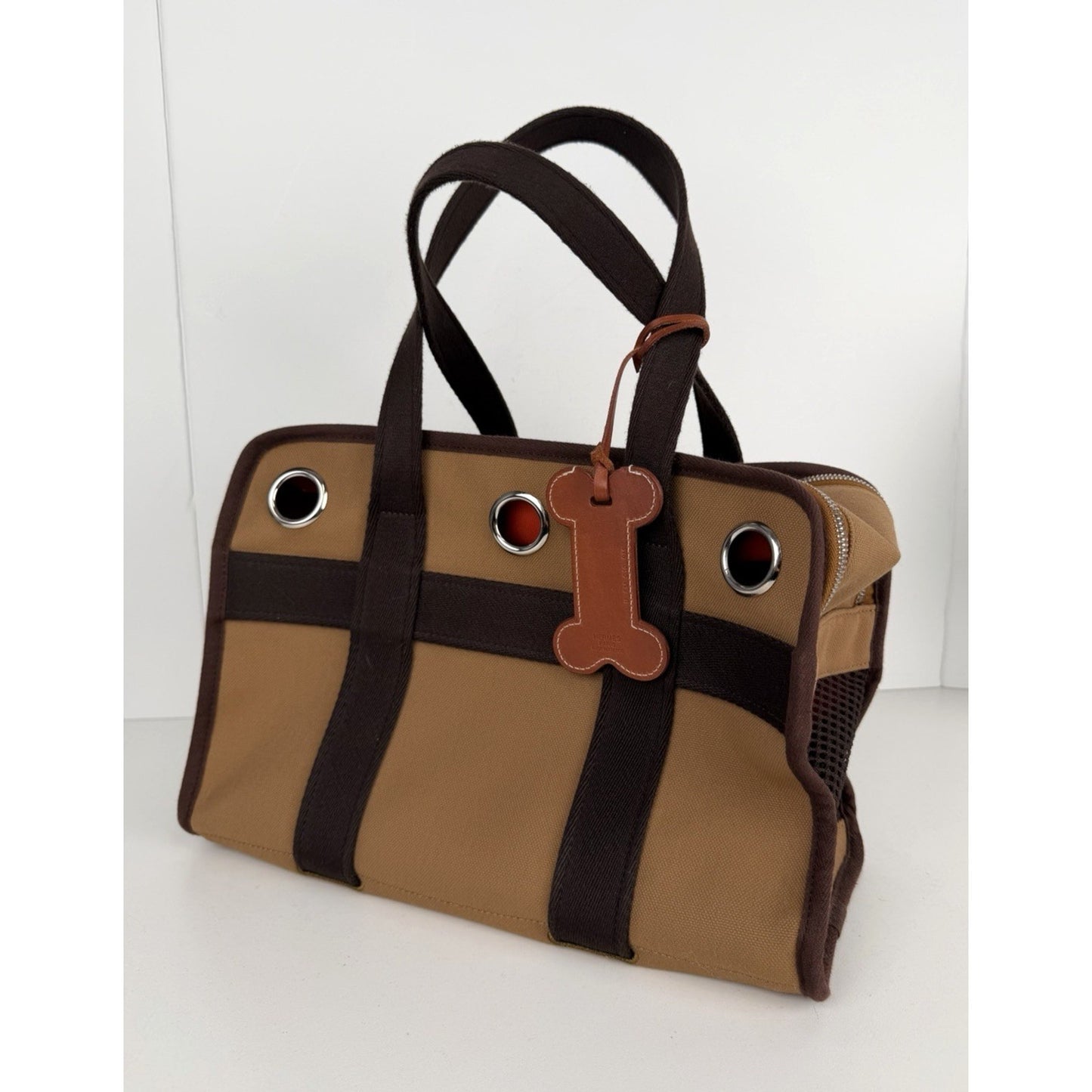 Hermes Toile Carrying Bag in Brown Breathable Canvas for Small Dogs 2022 E-4