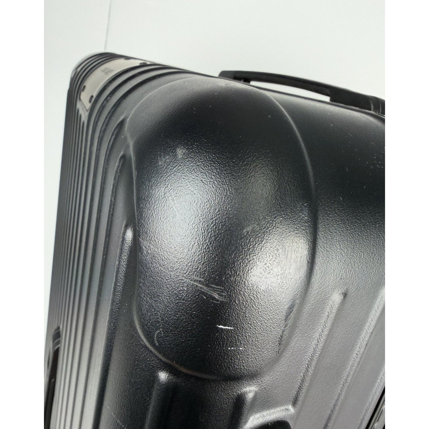 RIMOWA Essential Trunk Large Suitcase in Black Matte