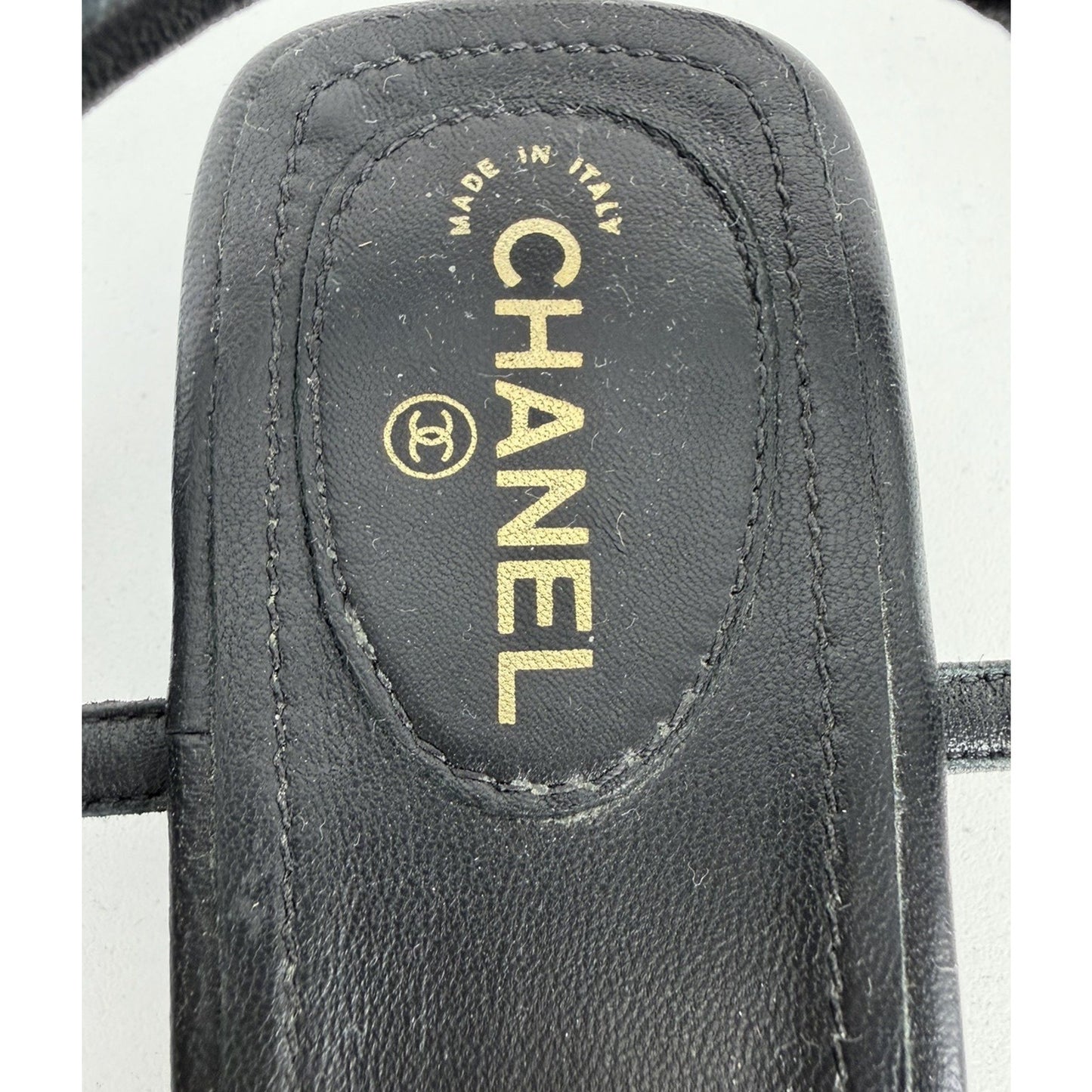 Chanel Metal Heart Thong Sandals Black Lambskin with Crystal Accents US Size 7.5