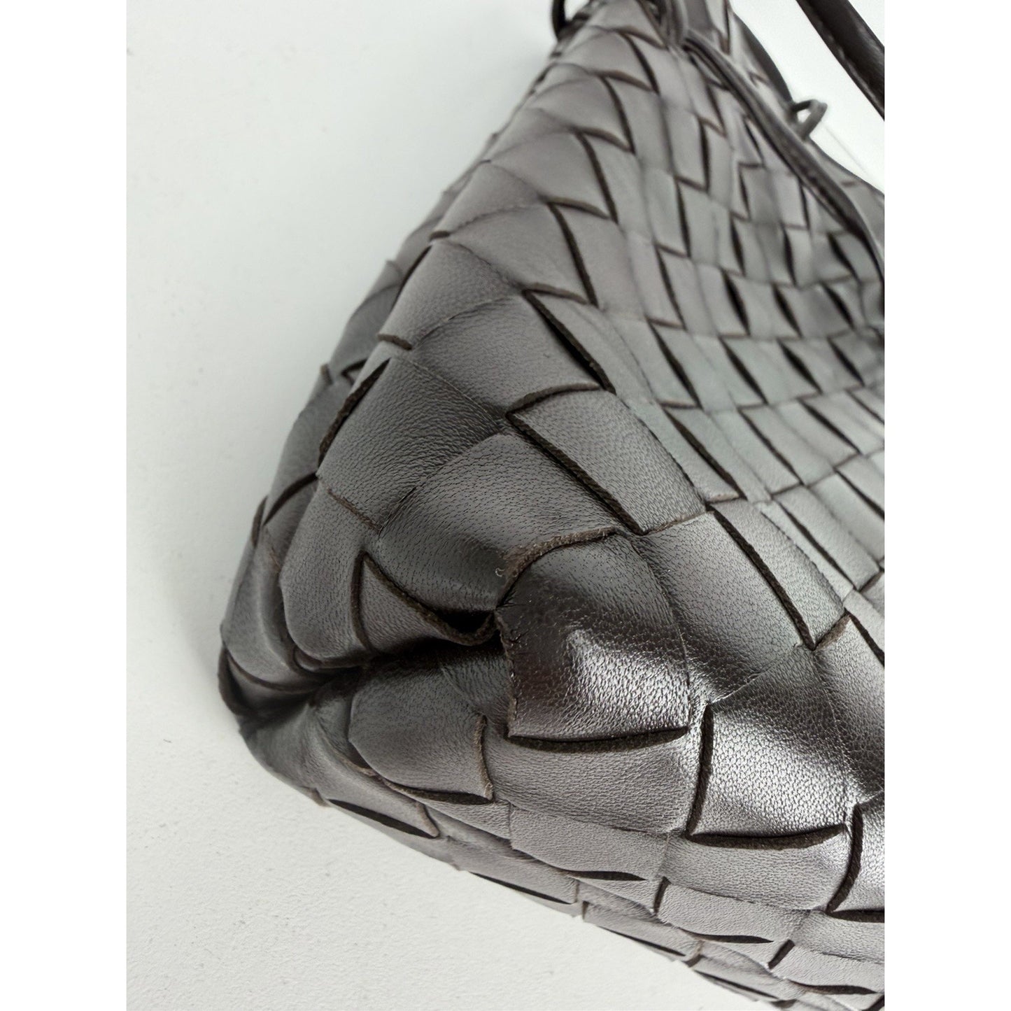Bottega Veneta Andiamo Phone Pouch Bag in Dark Brown Intrecciato Leather NFC S08