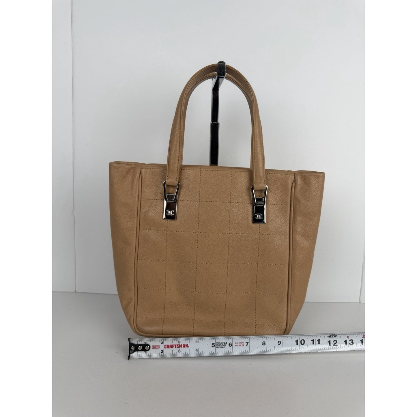 Chanel Chocolate Bar Tote Bag Vintage in Beige Quilted Leather 2003-2004 S-20