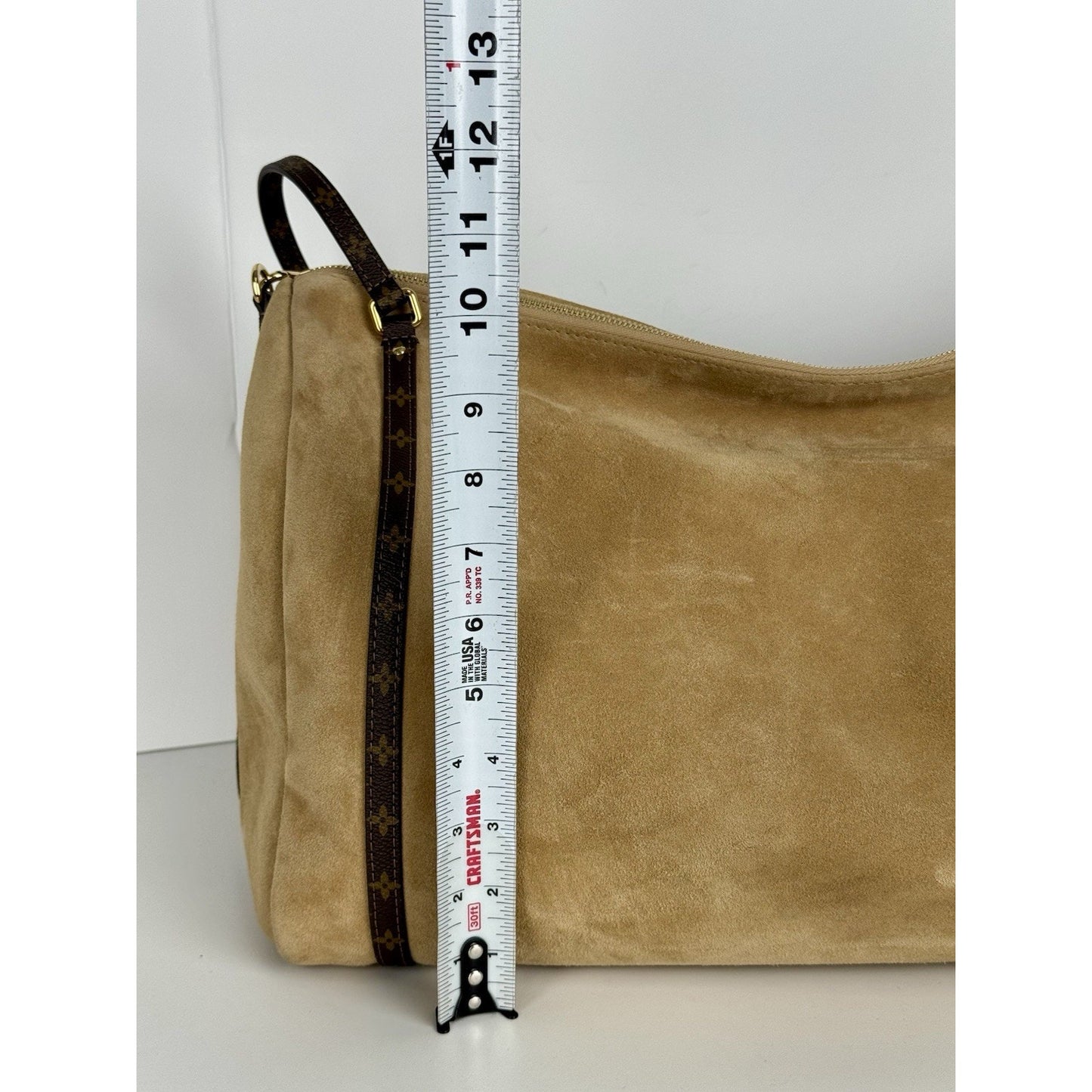 Louis Vuitton Express Travel Bag in Supple Calfskin Leather Microchipped C2