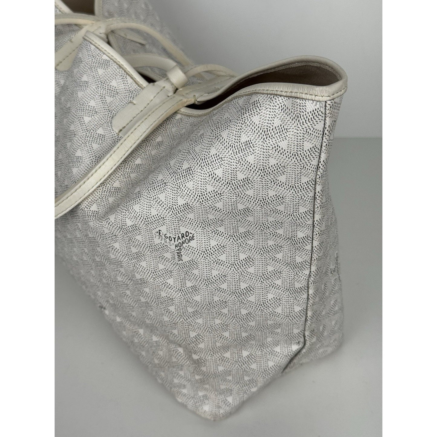Goyard Saint Louis Tote Bag in White Goyardine Canvas with Pouch E-2
