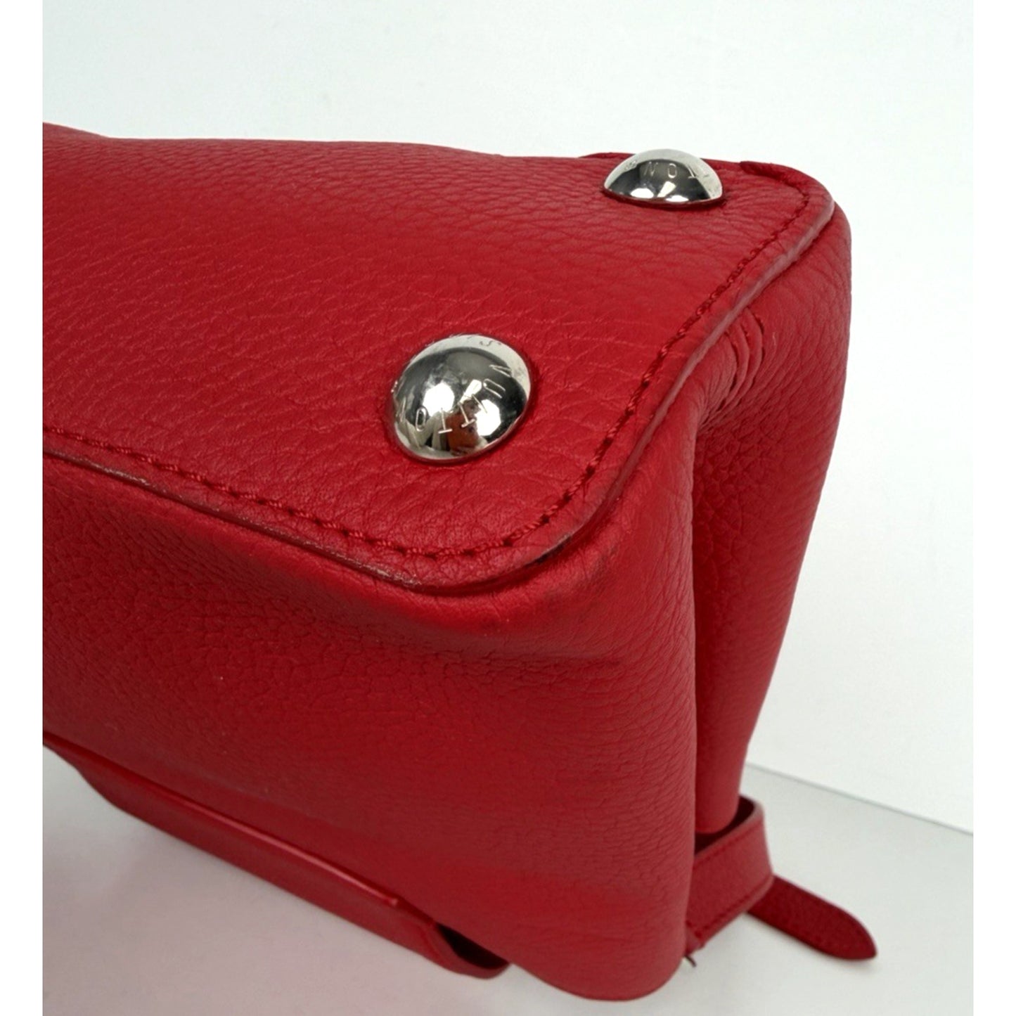 Louis Vuitton Capucines Shoulder Bag BB in Red Taurillon Leather 2017 D8