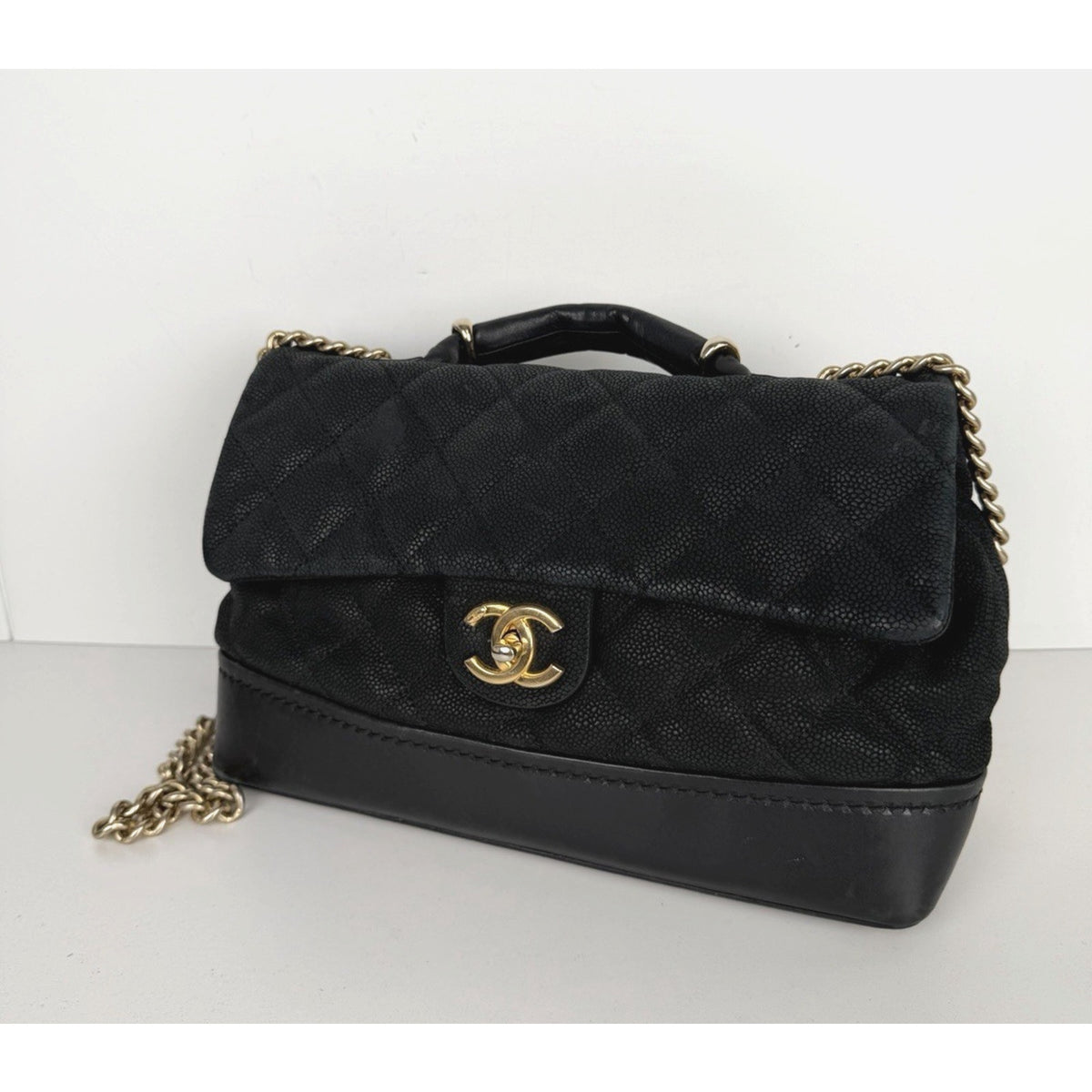 Chanel Globe Trotter Flap Bag Medium in Black Quilted Leather 2013-2014 E-3
