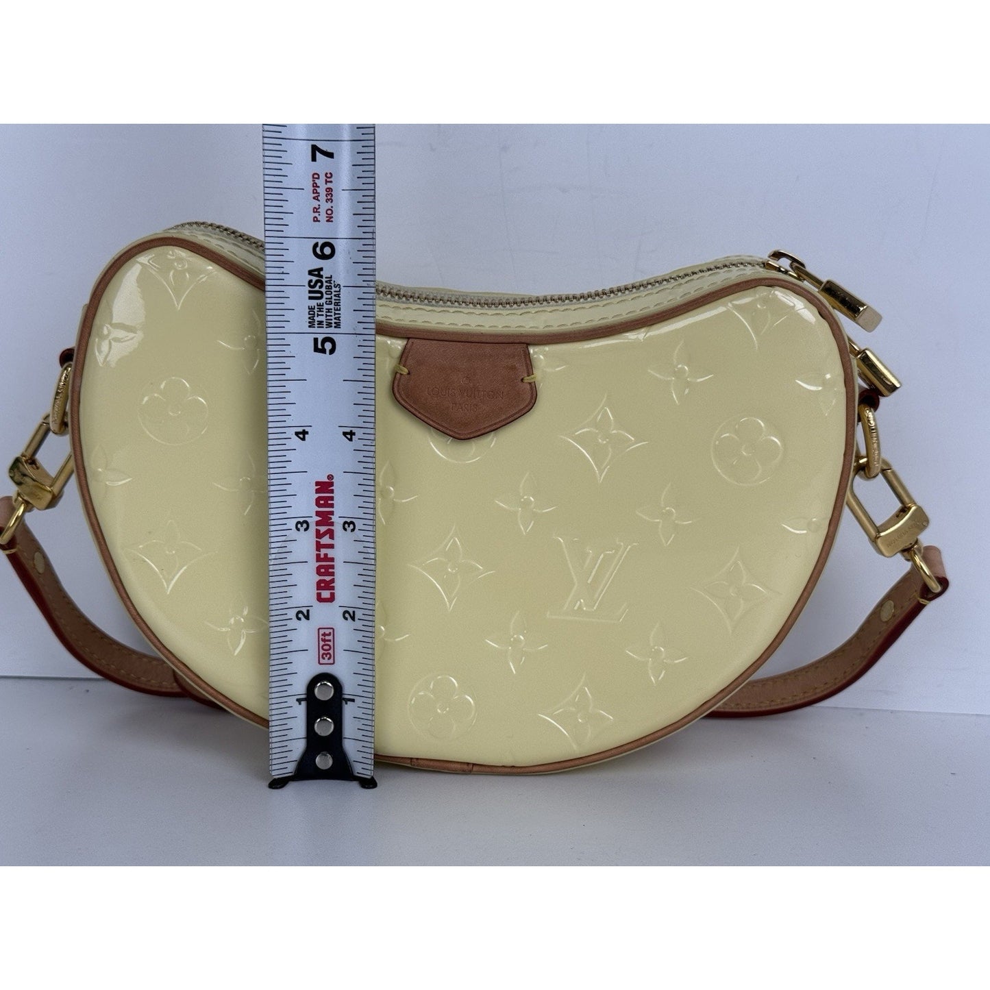Louis Vuitton Croissant Handbag Monogram Vernis PM Yellow B-7