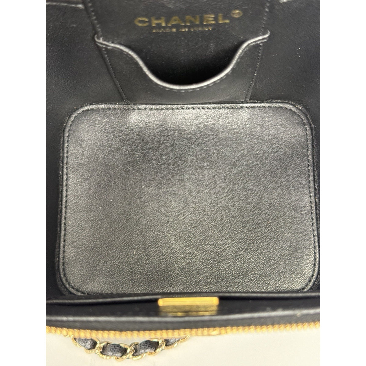 Chanel Vanity Case Top Handle Crossbody Bag Black Quilted Caviar Leather NFC F3