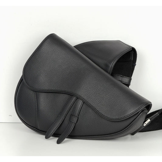 Christian Dior Saddle Bag in Black Grained Calfskin Leather 2021 D3