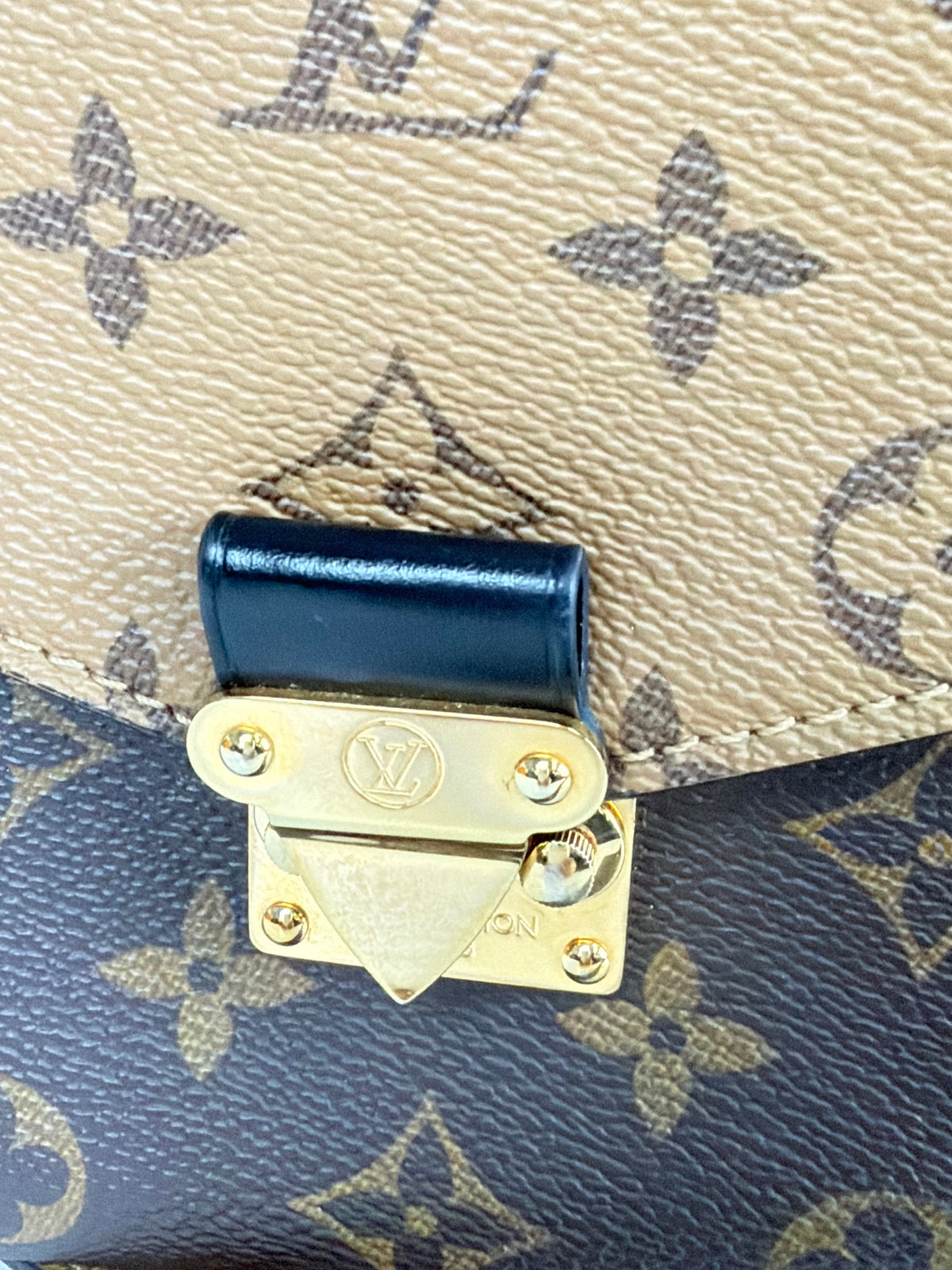 Louis Vuitton Pochette Metis MM Crossbody Bag Brown Reverse Monogram in Coated Canvas 2020 YC2