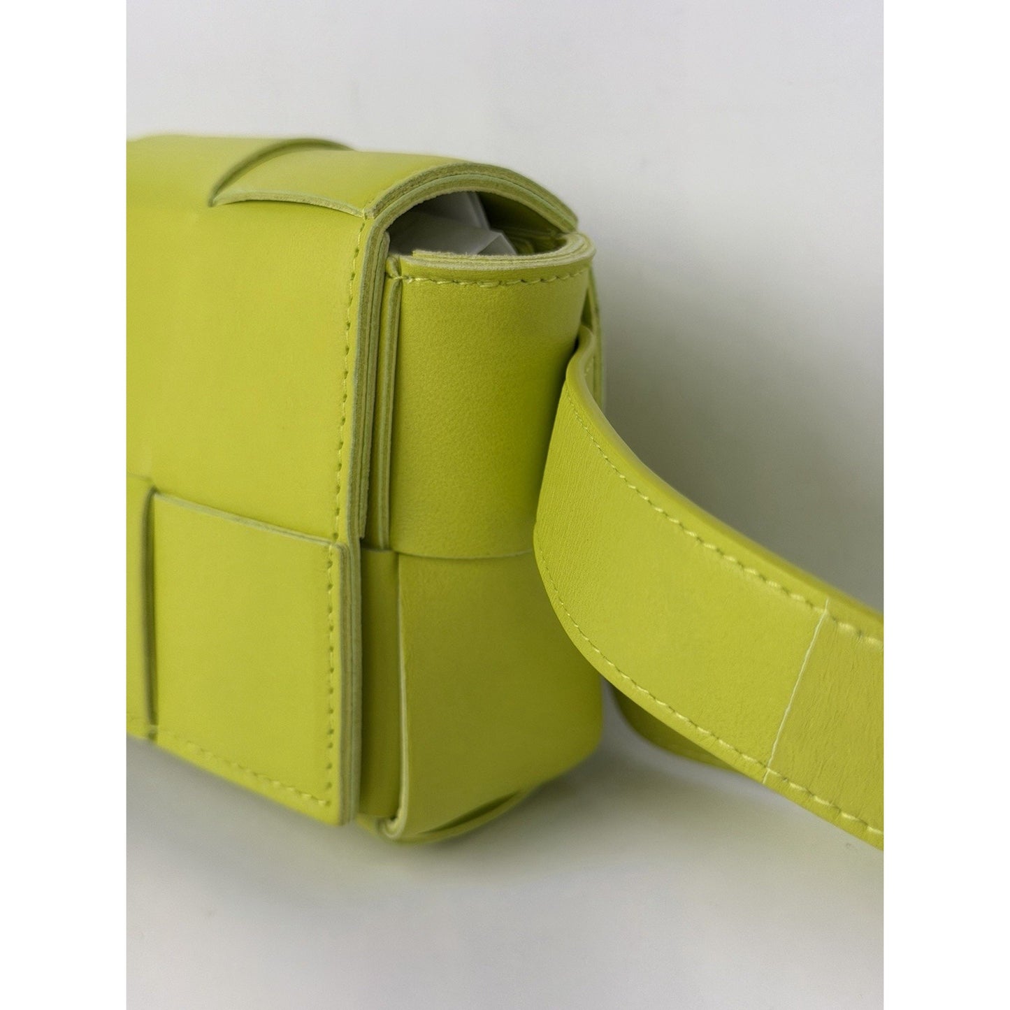 Bottega Veneta Cassette Belt Bag Kiwi-Green Maxi Intrecciato Woven Leather S08