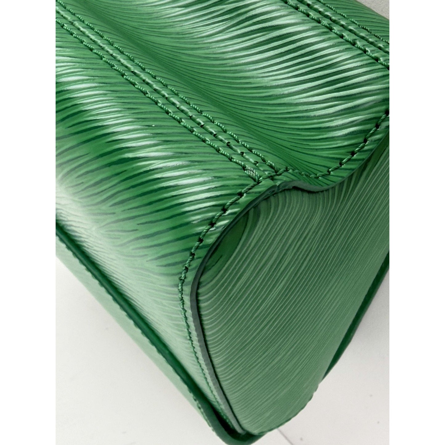 Louis Vuitton Twist PM Bag in Green Epi Leather NFC B-5