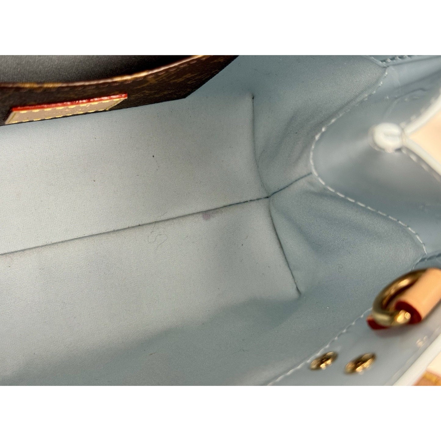 Louis Vuitton Reade PM NM Sky Blue Vernis Leather Tote