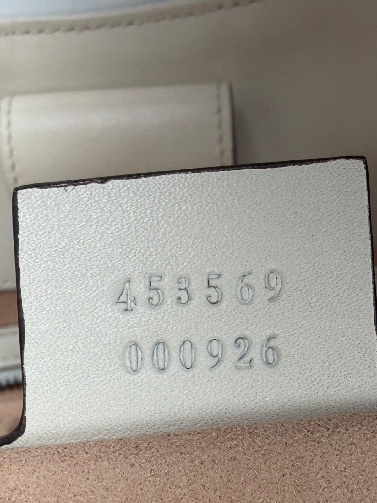 Gucci GG Marmont Chain Shoulder Bag in Beige Matelasse Leather YS18