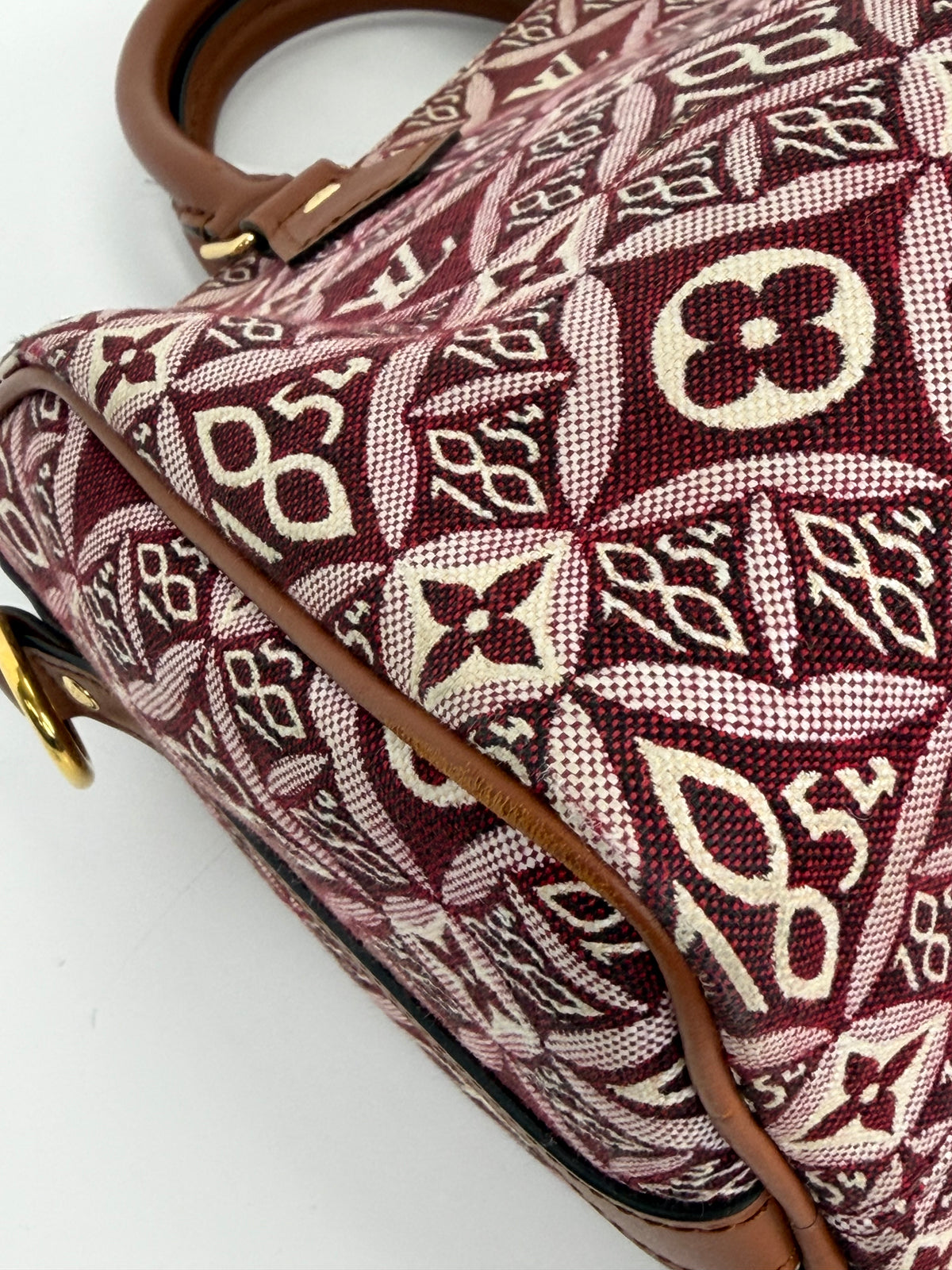 Louis Vuitton "Since 1854" Speedy Bandouliere 25 Handbag in Burgundy Monogram Jacquard 2020 YC8
