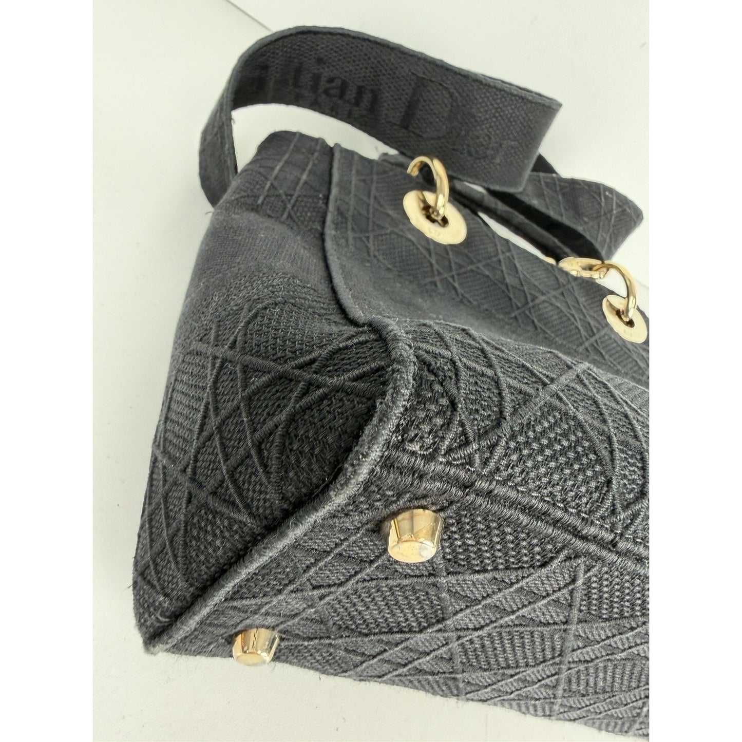 Christian Dior Lady D-Lite Bag Medium in Black Embroidered Canvas 2020 D9