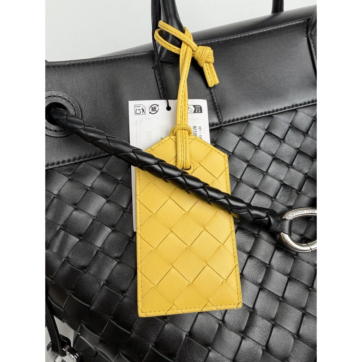 Bottega Veneta Andiamo Voyager Bag Unisex in Black Intrecciato Leather NFC C-3