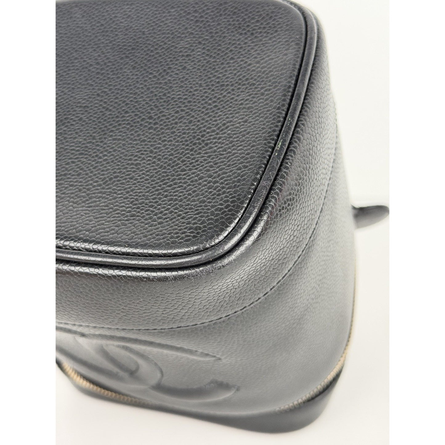 Chanel Caviar Vanity Cosmetic Case Vintage in Black Leather 1997-1999