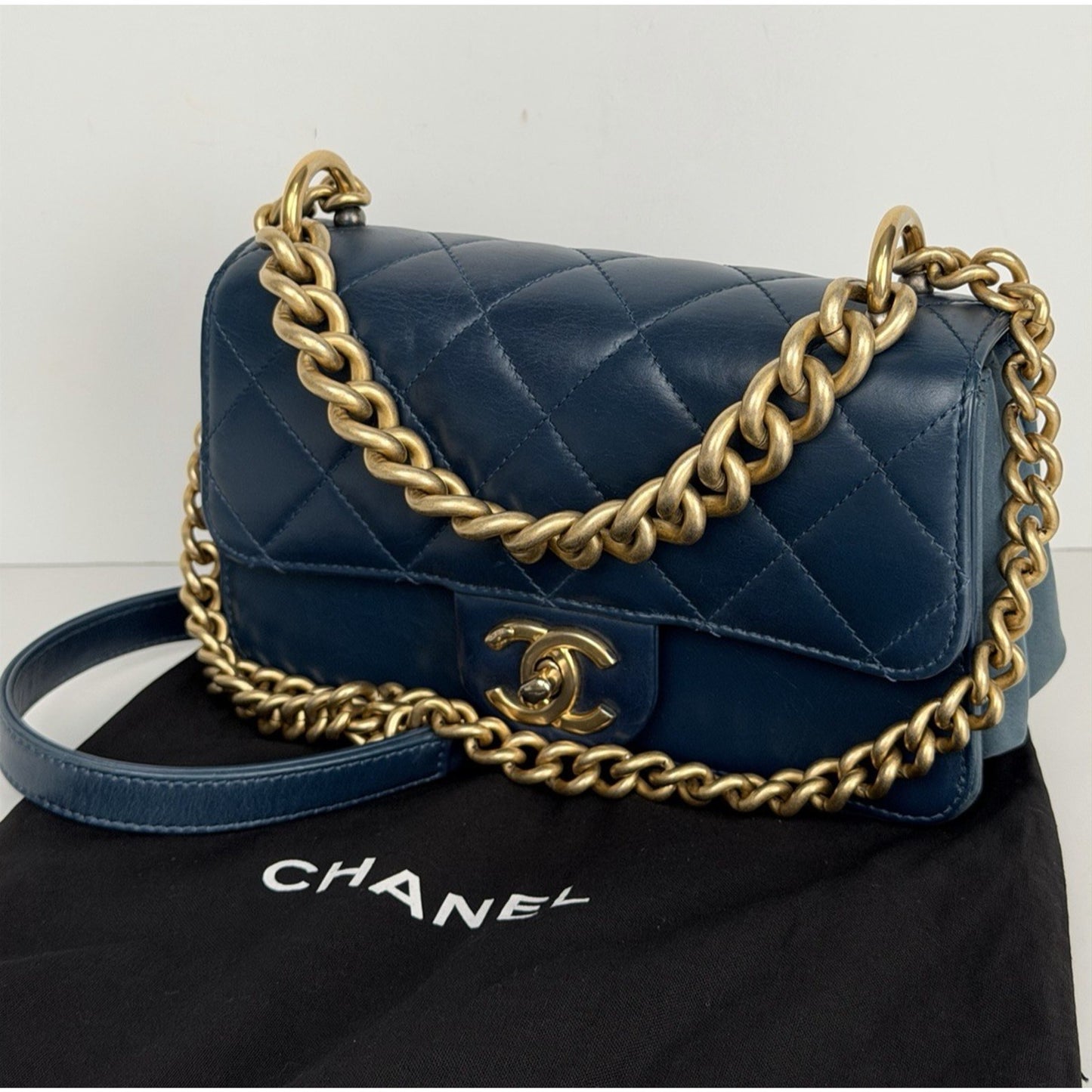 Chanel Mini Straight-Lined Flap Bag Blue Leather Shoulder Bag 2018-2019