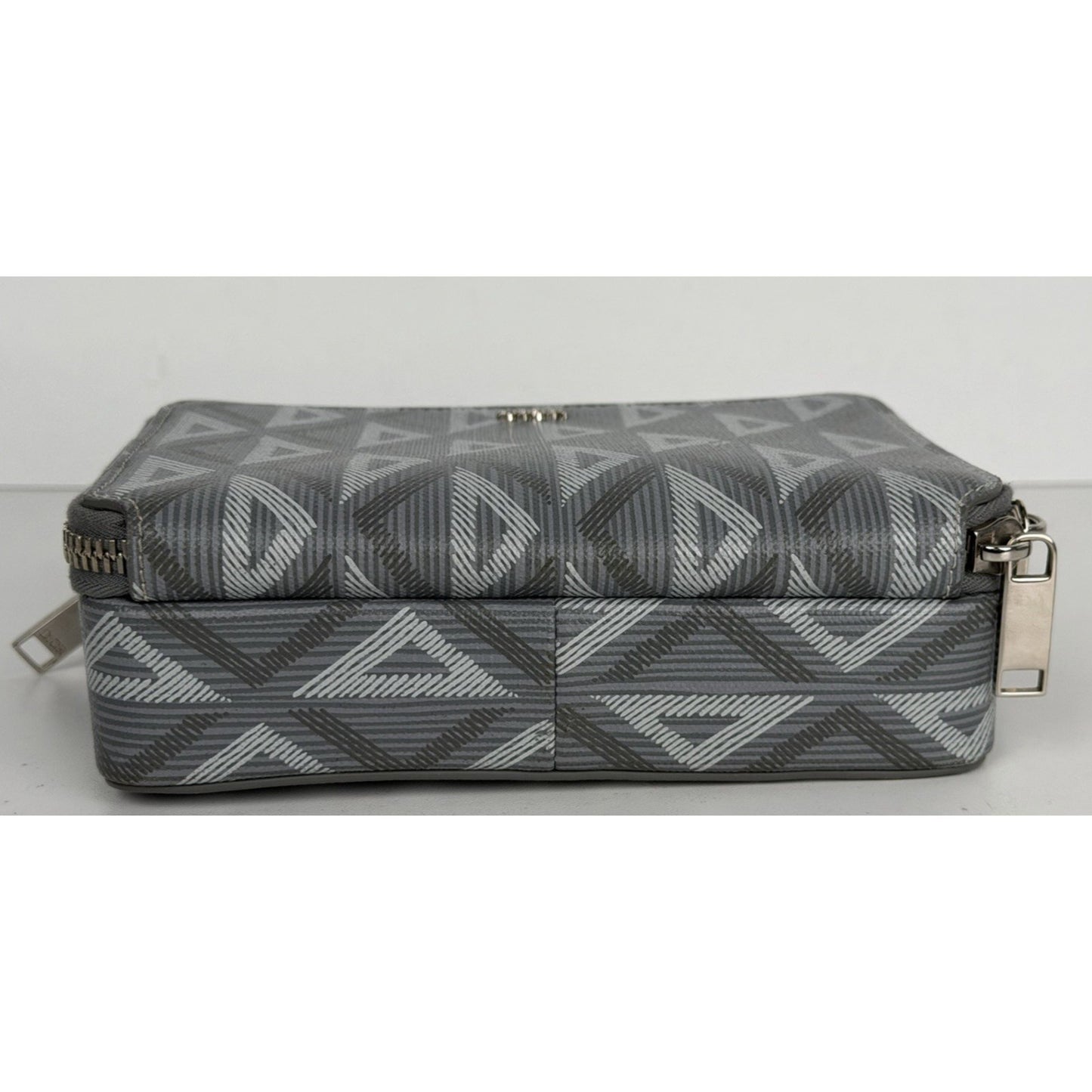 Christian Dior CD Diamond Messenger Pouch Gray Coated Canvas 2021 S17