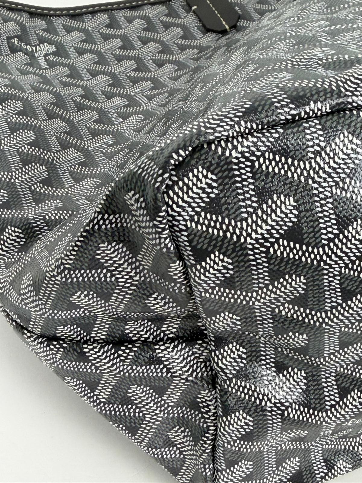 Goyard Saint Louis PM Tote Bag in Gray Goyardine Coated Canvas YD-6