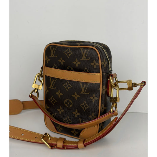 Louis Vuitton Danube PM Shoulder Bag in Monogram Canvas Microchipped C9