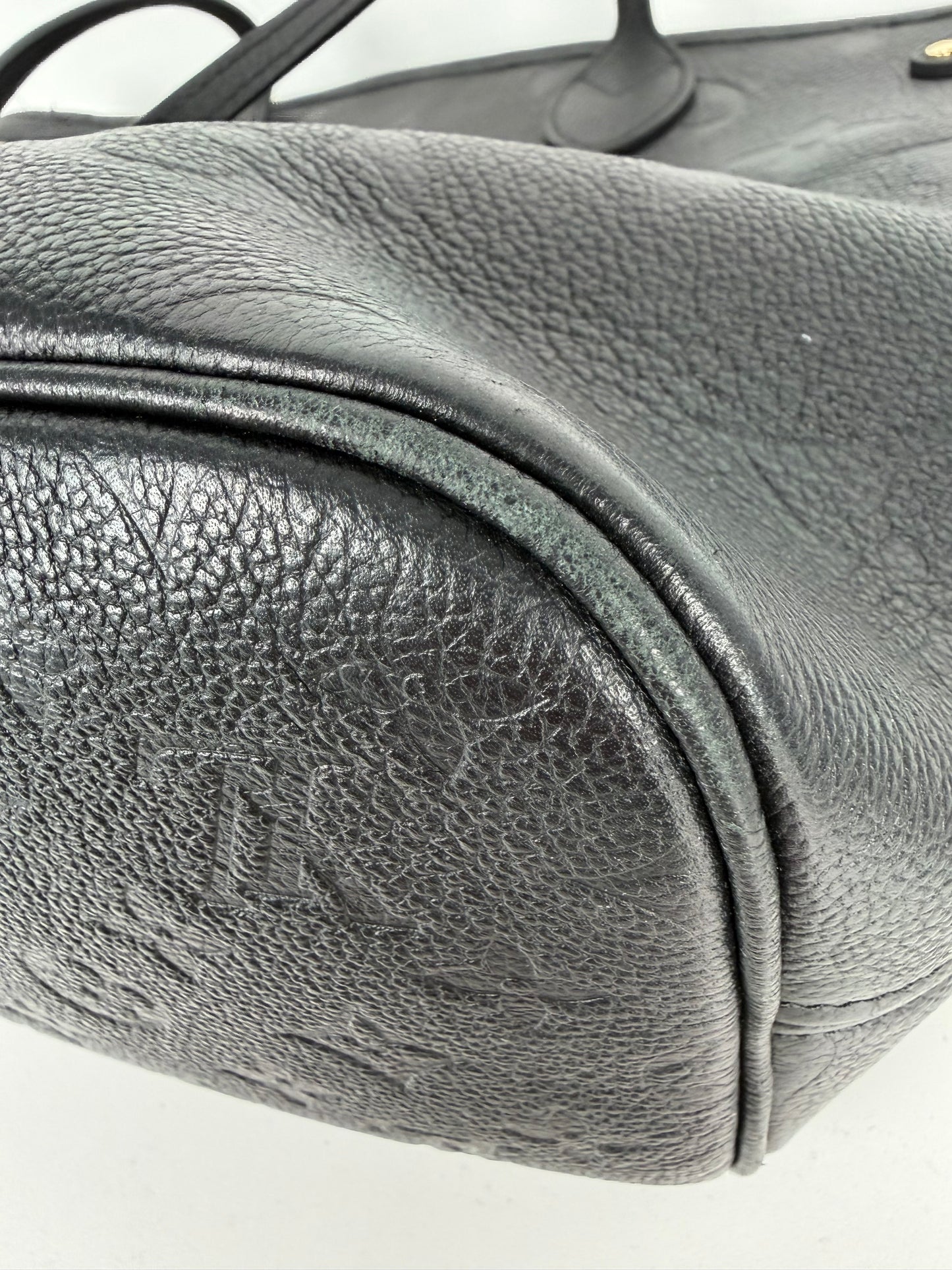 Louis Vuitton Neverfull Tote Bag MM in Black Monogram Empreinte Leather NFC YR-1