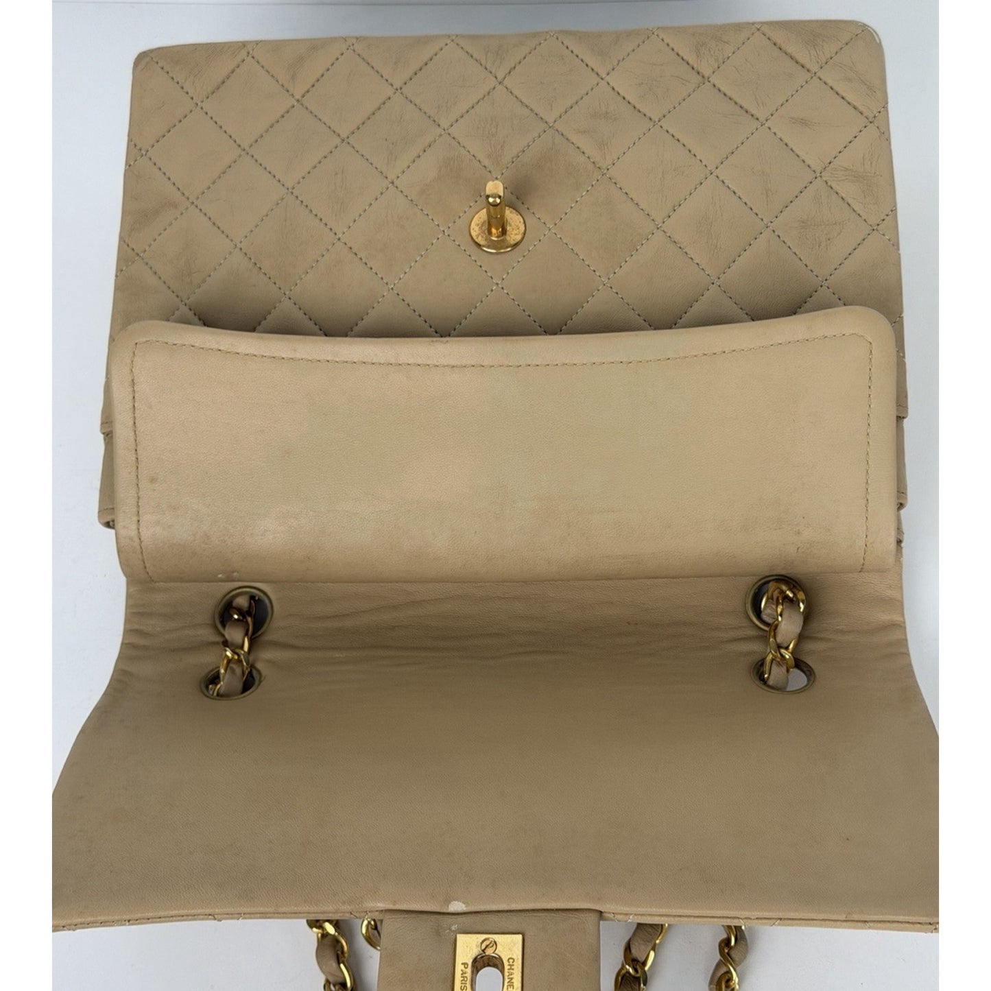 Chanel Vintage Medium Classic Flap Bag in Beige Lambskin Leather 1989-1991 F3