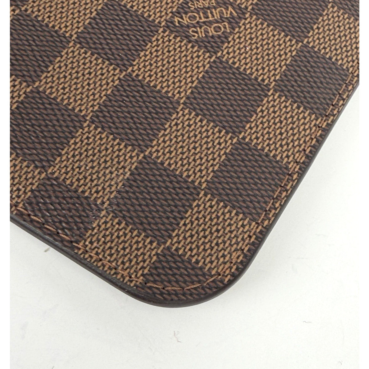 Louis Vuitton Neverful MM Pouch in Damier Ebene Brown Coated Canvas
