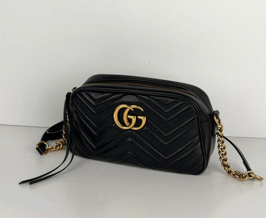 Gucci GG Marmont Small Camera Bag in Black Quilted Leather S