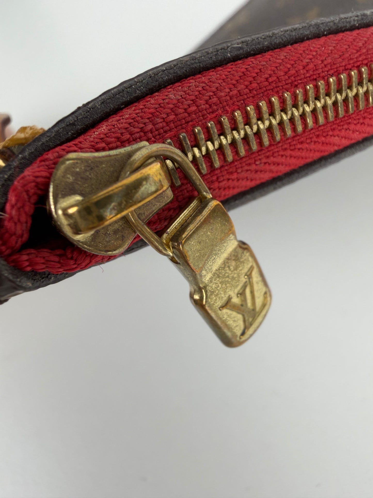 Louis Vuitton Neverfull Pochette MM in LV Monogram Coated Canvas 2014 S-19