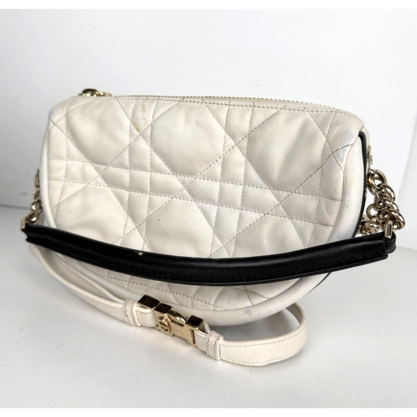Christian Dior Vibe Hobo Shoulder Bag Small in White Cannage Leather 2021 S08