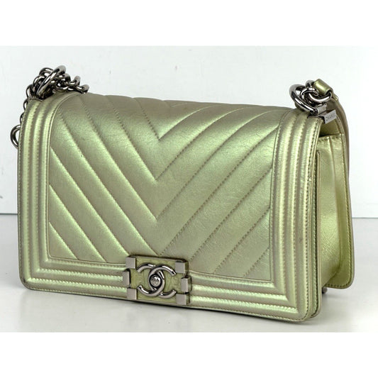 Chanel Old Medium Boy Bag in Iridescent Green Chevron Lambskin 2017 D1