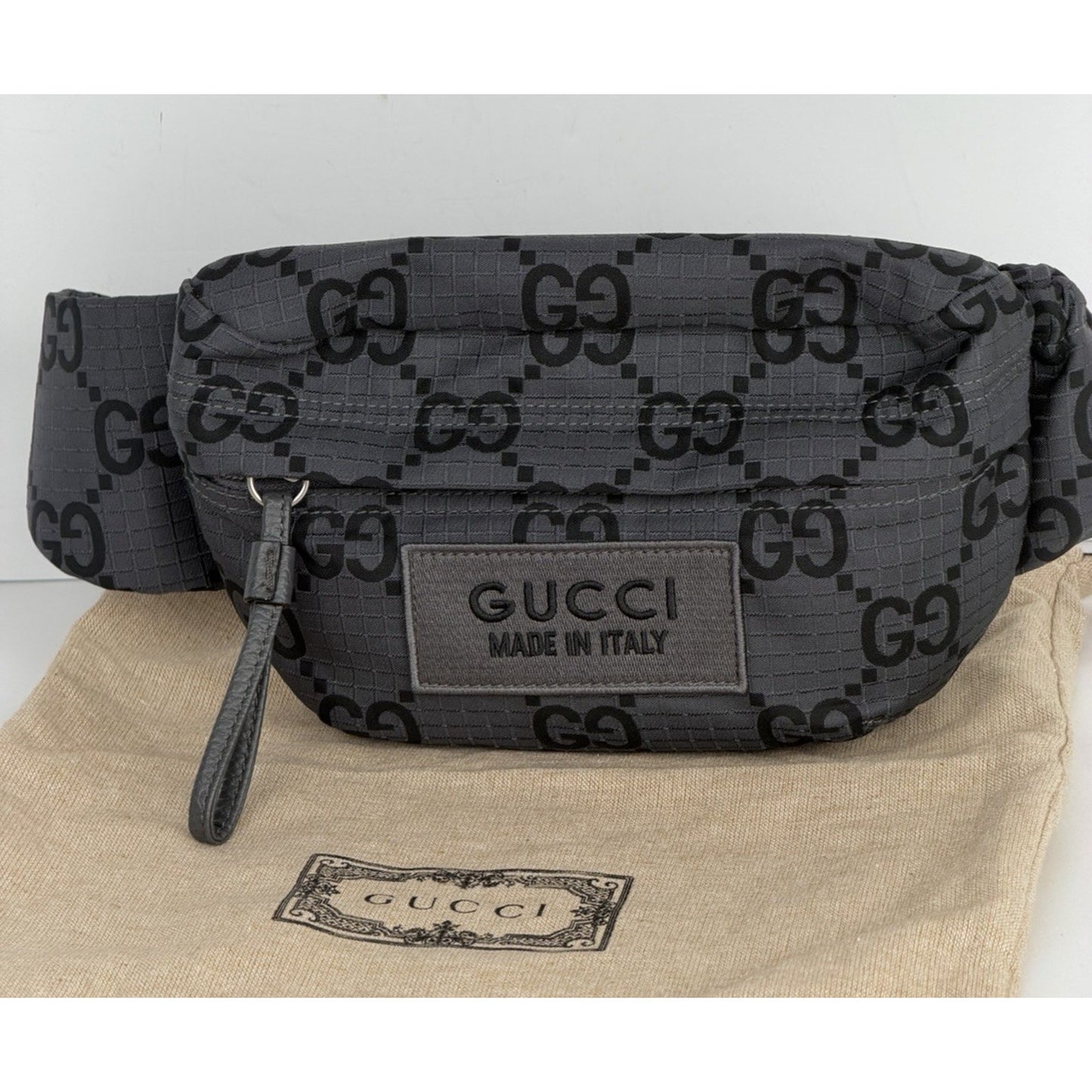 Gucci Belt Bag in Grey Ripstop GG Nylon and Leather for Men S17
