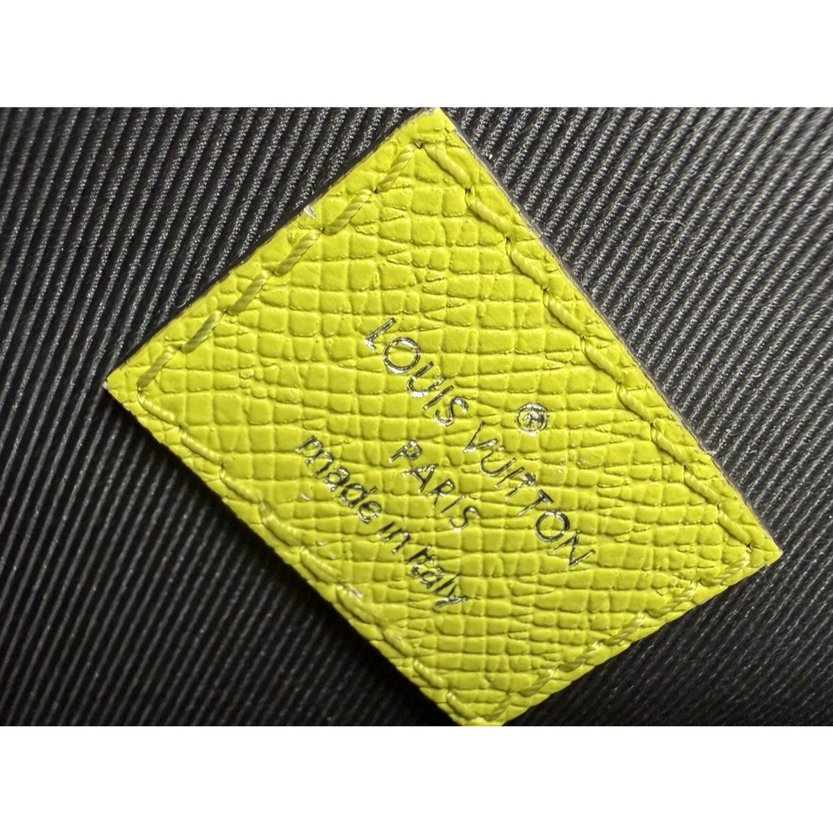Louis Vuitton Taigarama Messenger Bag Taiga Leather Coated Canvas 2019 S11