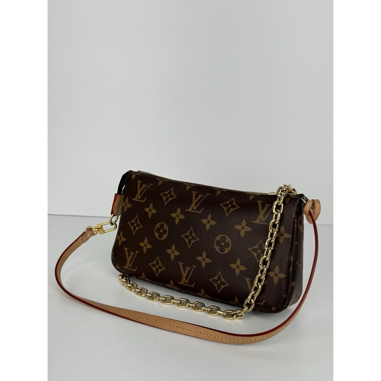 Louis Vuitton Pochette Accessoires Monogram Canvas Bag B-9