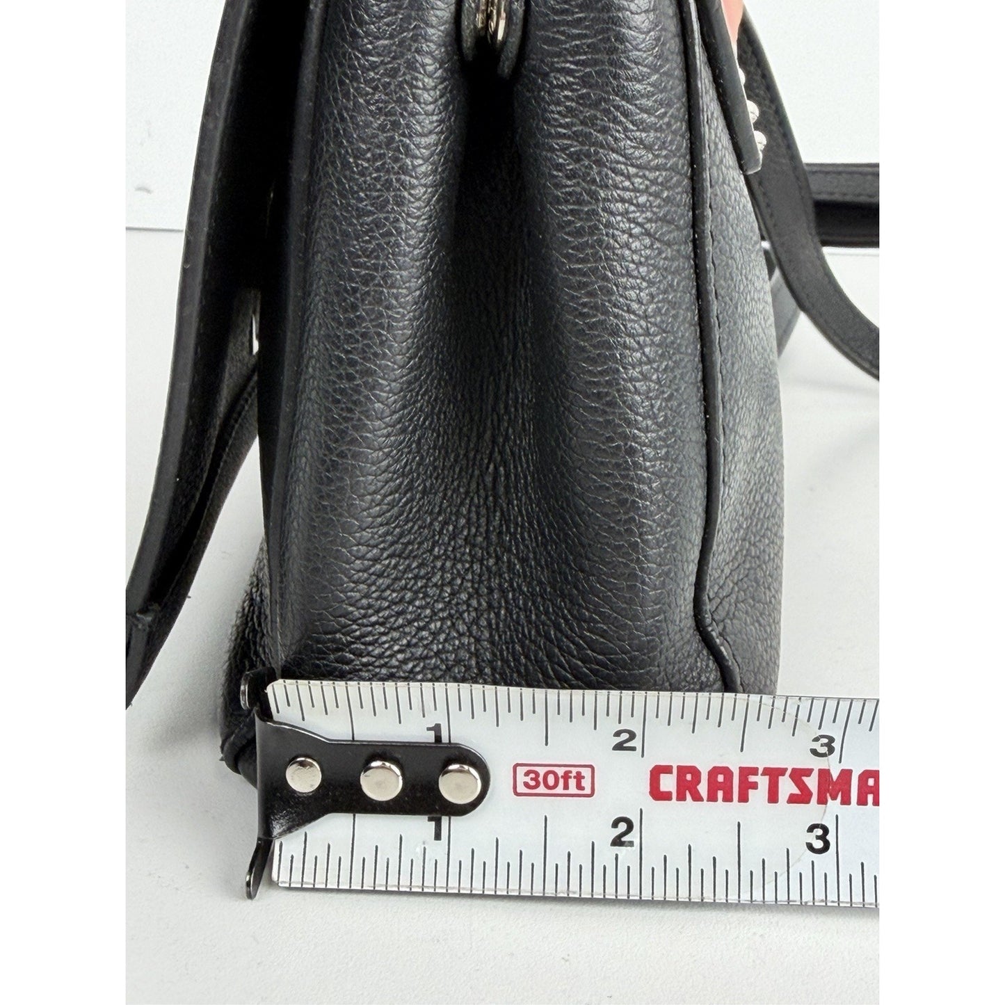 Louis Vuitton Lockme II BB Handbag in Black Pebbled Leather 2016 S-10