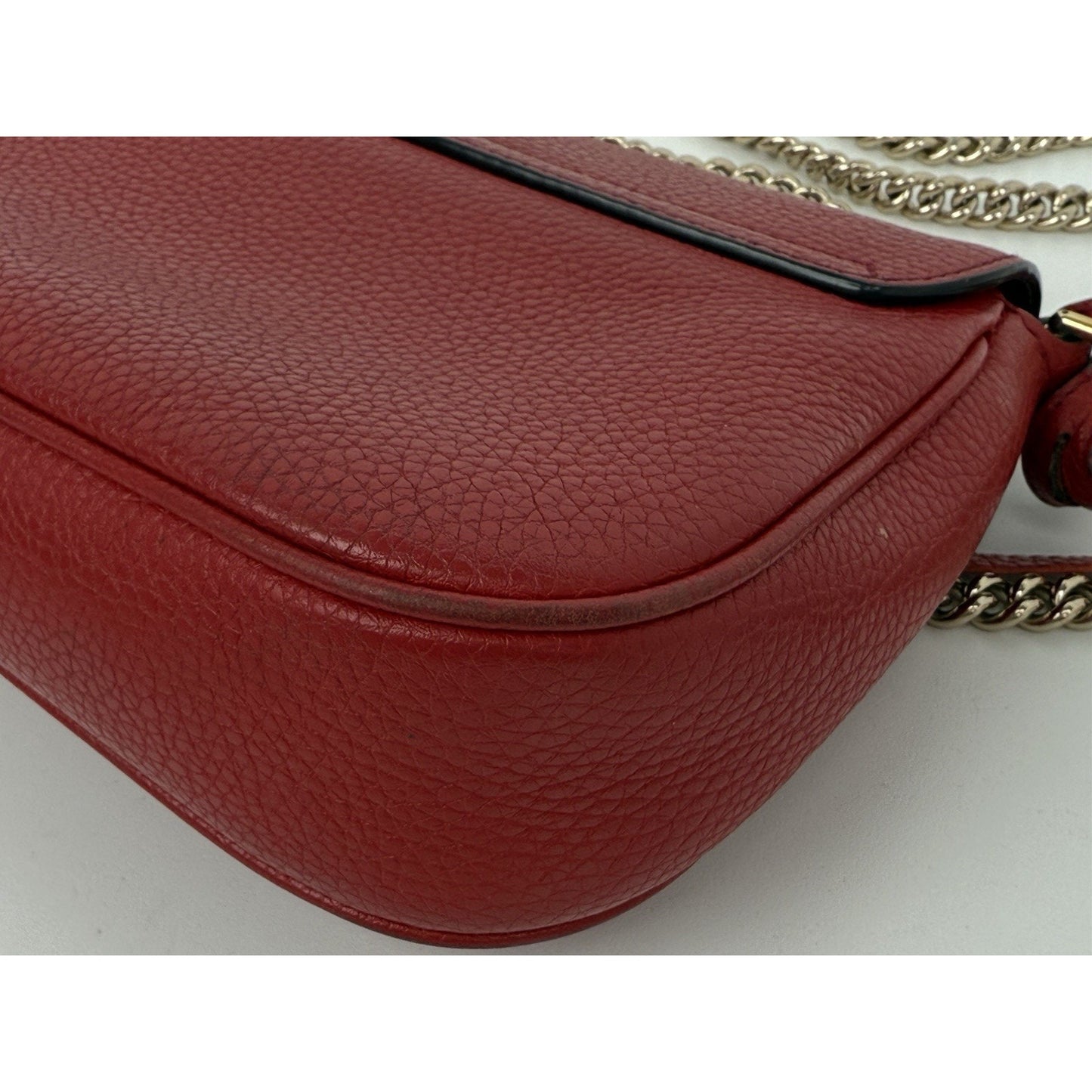 Gucci Soho Red Leather Medium Crossbody Bag with Chain Strap