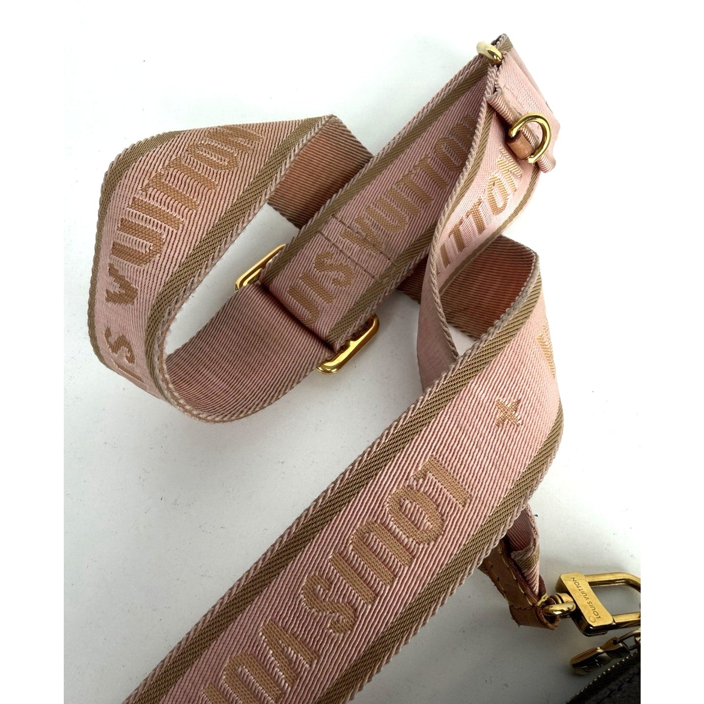 Louis Vuitton Multi Pochette Accessoires Bag in Brown Coated Canvas NFC S-08