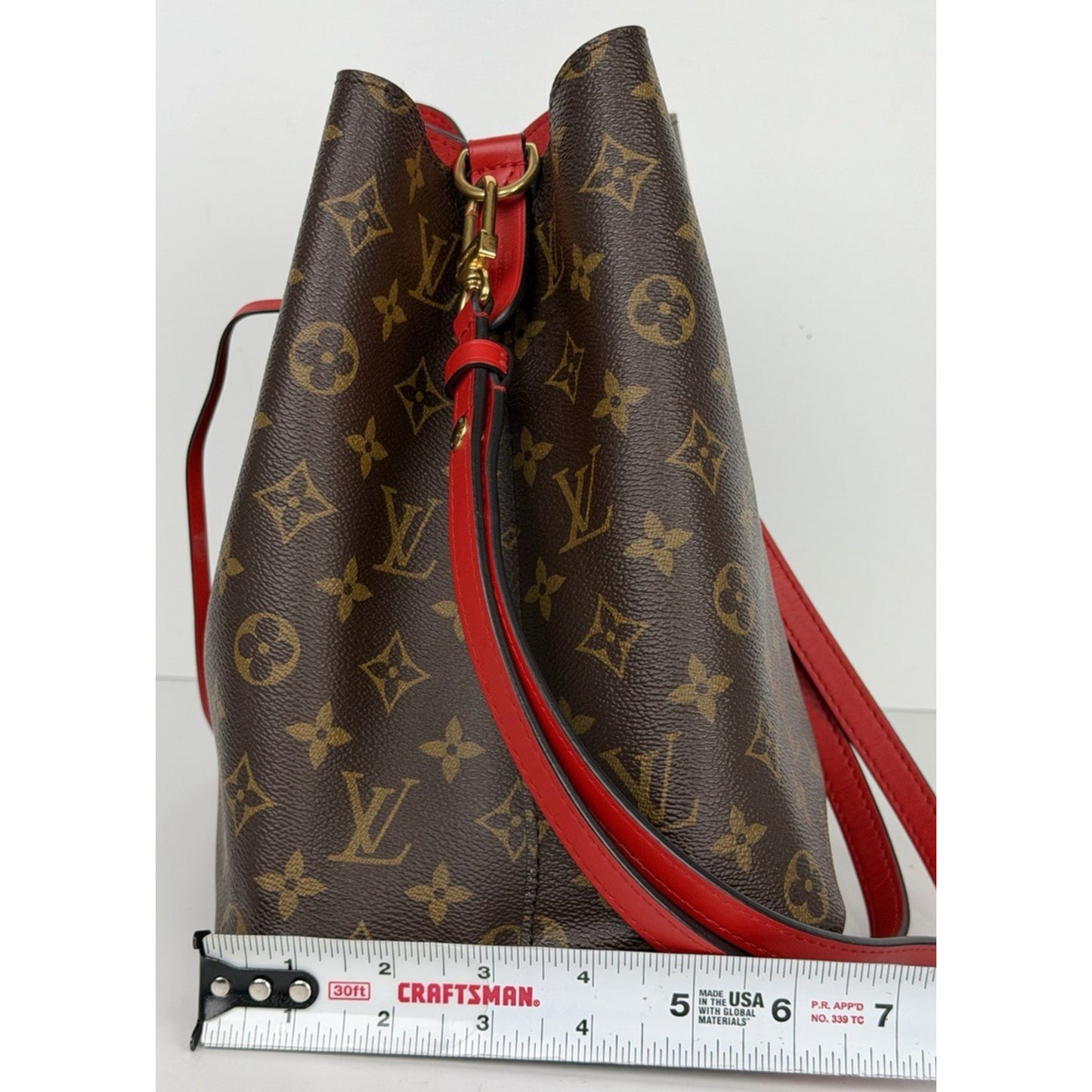Louis Vuitton NeoNoe MM Bucket Bag in Monogram Coated Canvas 2017 L-4