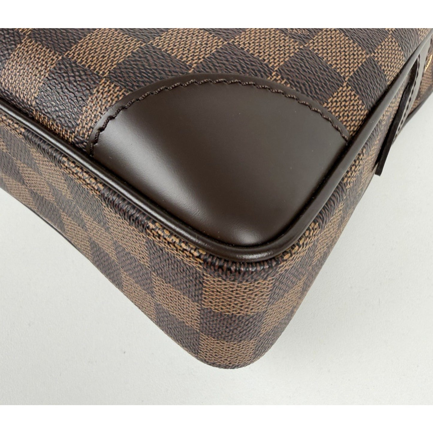 Louis Vuitton Porte-Documents Voyage GM Bag in Damier Ebene Coated Canvas 2011 S
