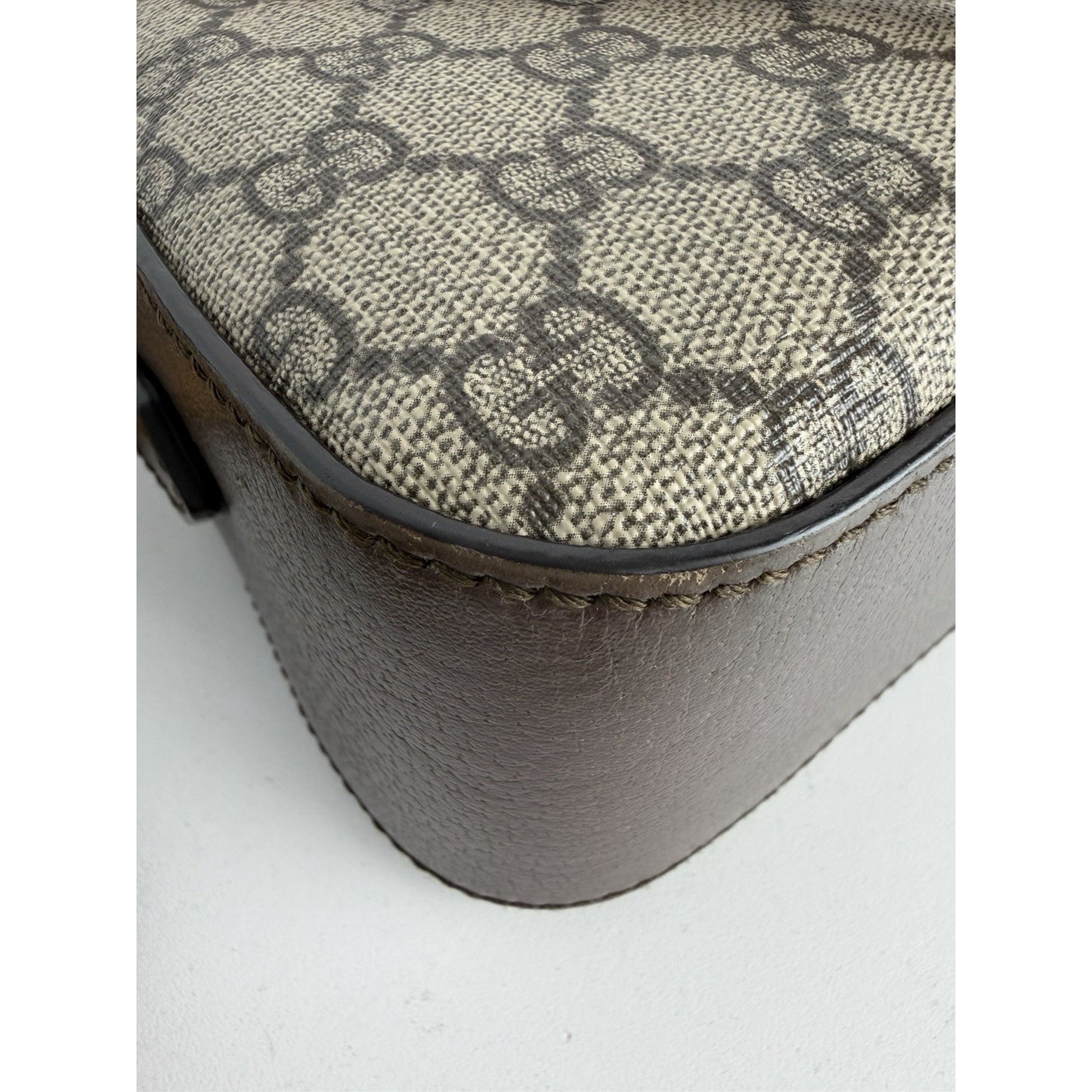 Gucci Neo Vintage Camera Shoulder Bag in Brown GG Supreme Coated Canvas S-09