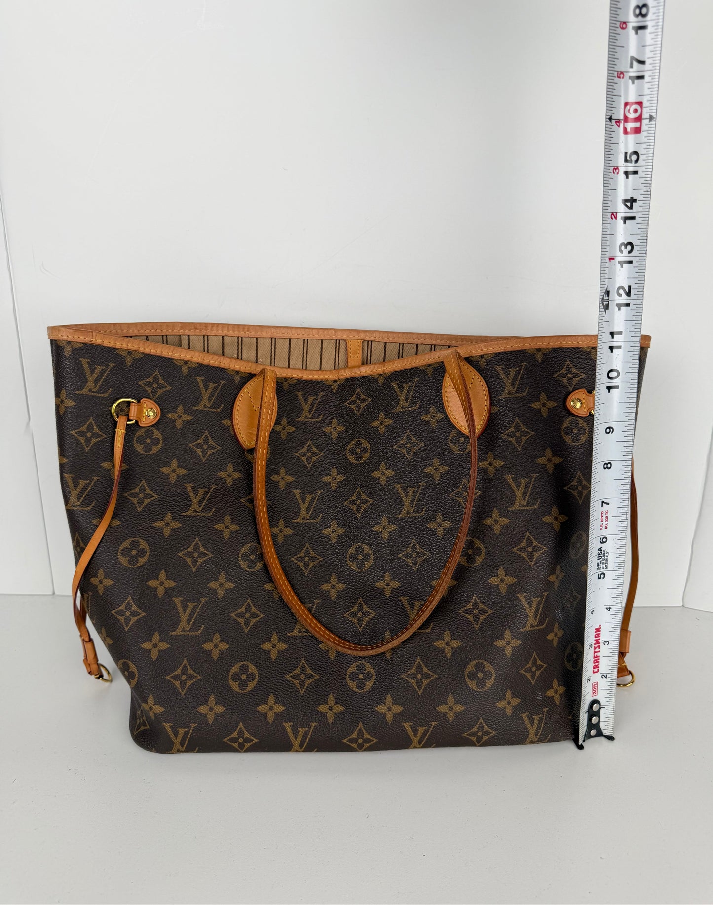 Louis Vuitton Monogram Neverfull Tote Bag MM in Brown LV Monogram Coated Canvas 2019 YS