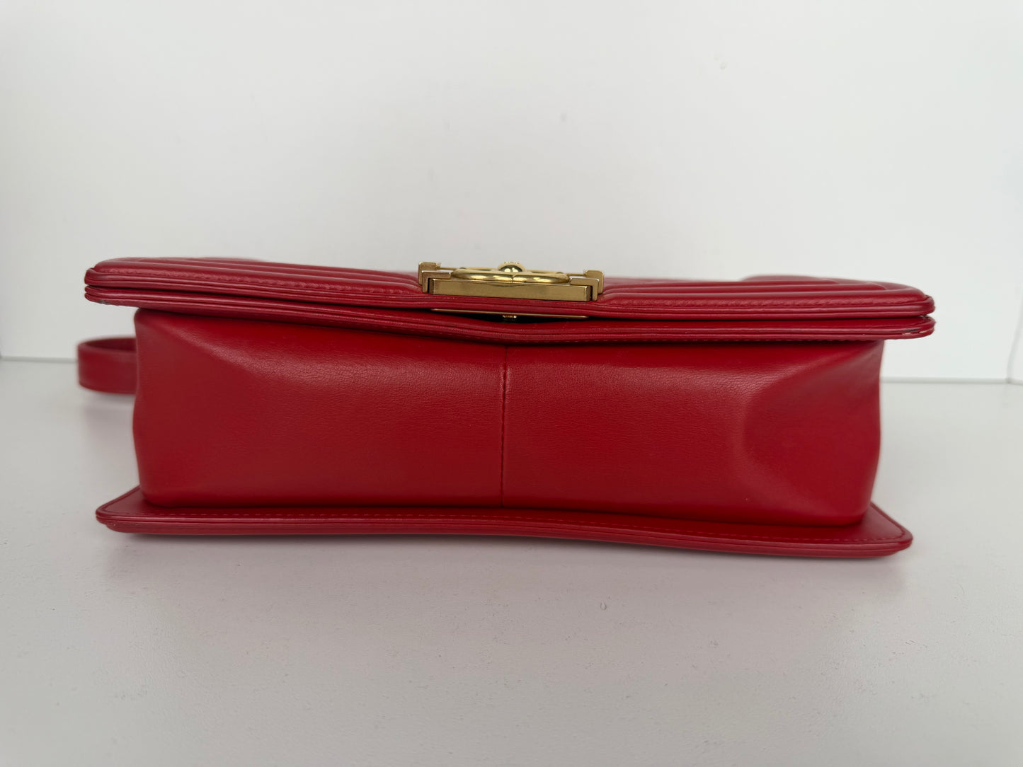 Chanel Boy Bag Medium in Red Lambskin Leather Gold Hardware 2015-2016 YE-8