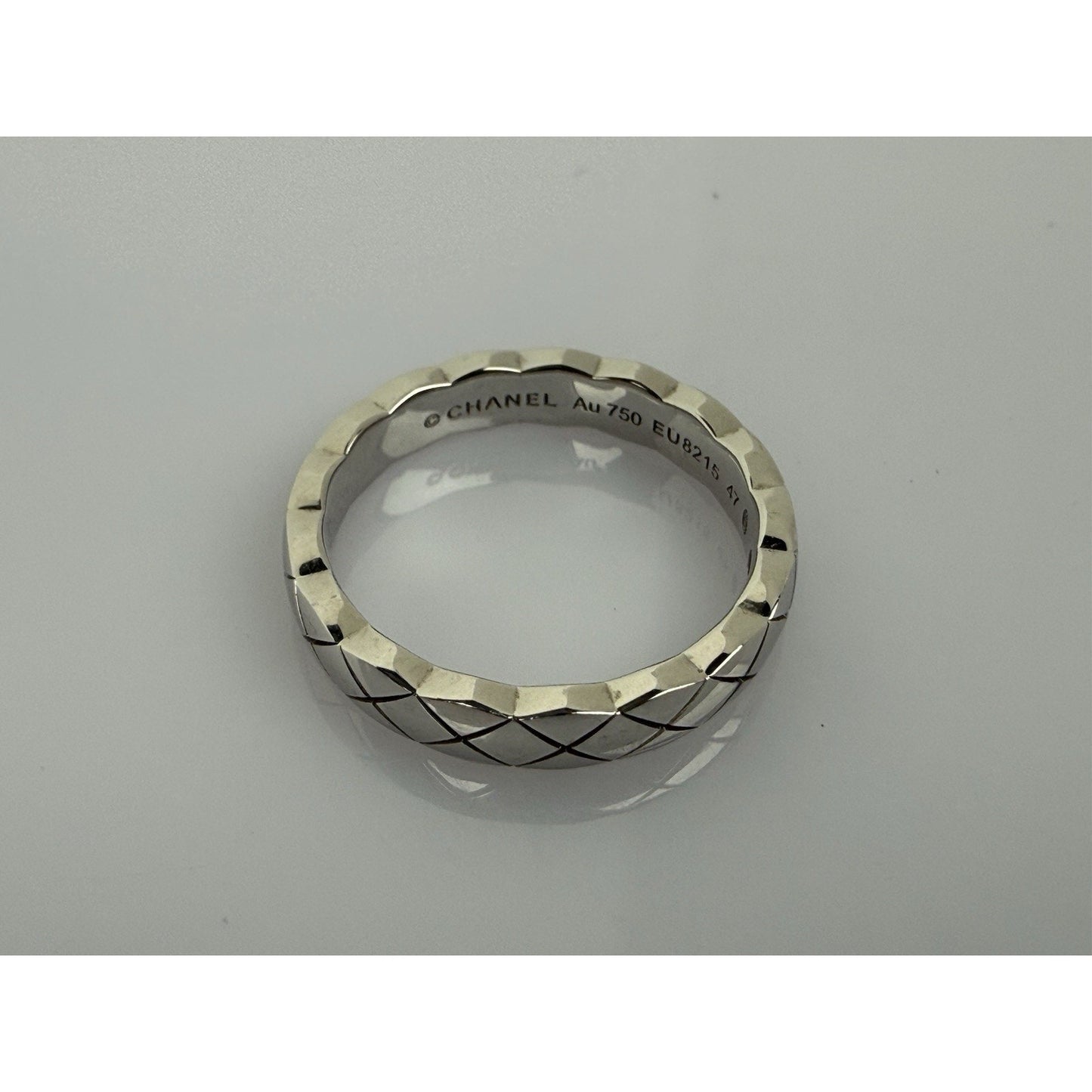 CHANEL Coco Crush 18k White Gold Ring Size 47 (EU)