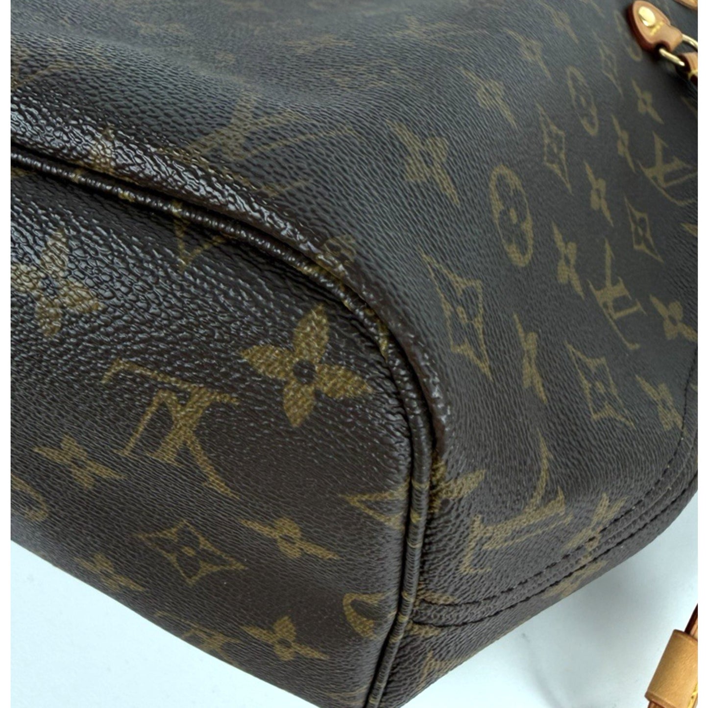 Louis Vuitton Monogram Neverfull MM Tote Bag in Brown Coated Canvas 2010 S-10