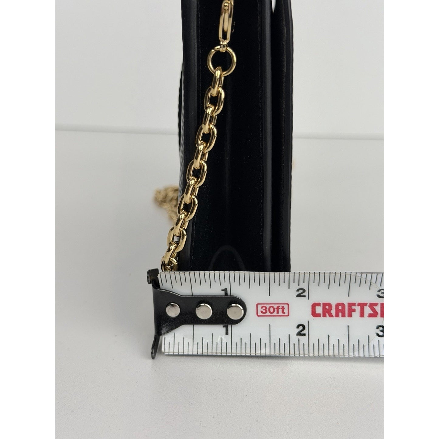 Louis Vuitton Epi Twist Belt Chain Wallet in Black Textured Leather NFC S18