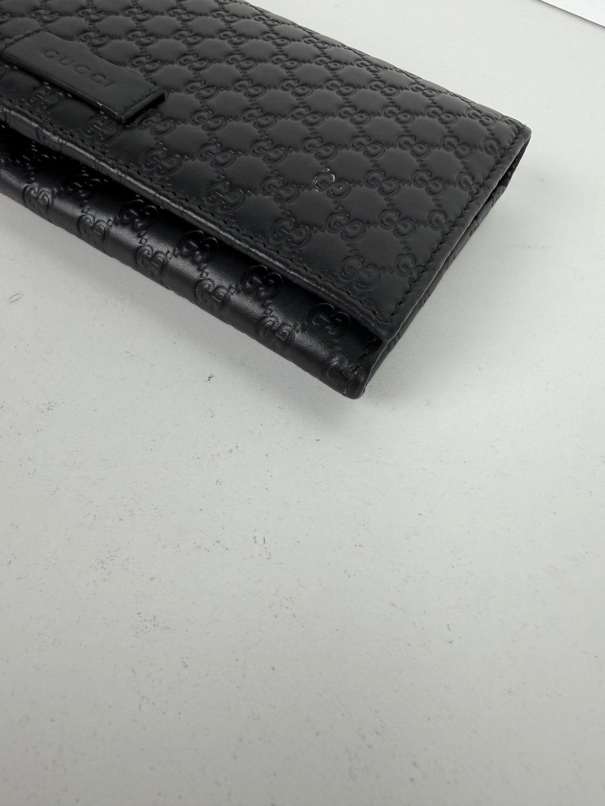 Gucci Microguccissima Continental Wallet in Black Leather K3