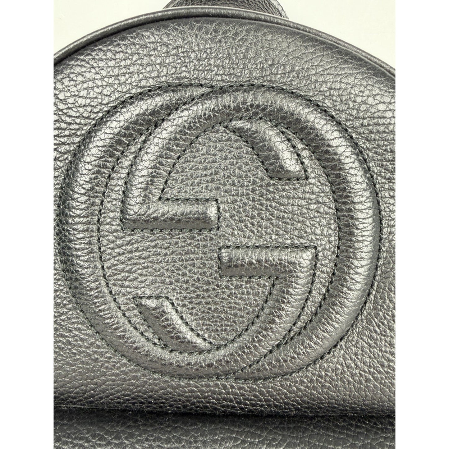 Gucci Soho Backpack in Black Leather With Gold Chain Shoulder Straps S