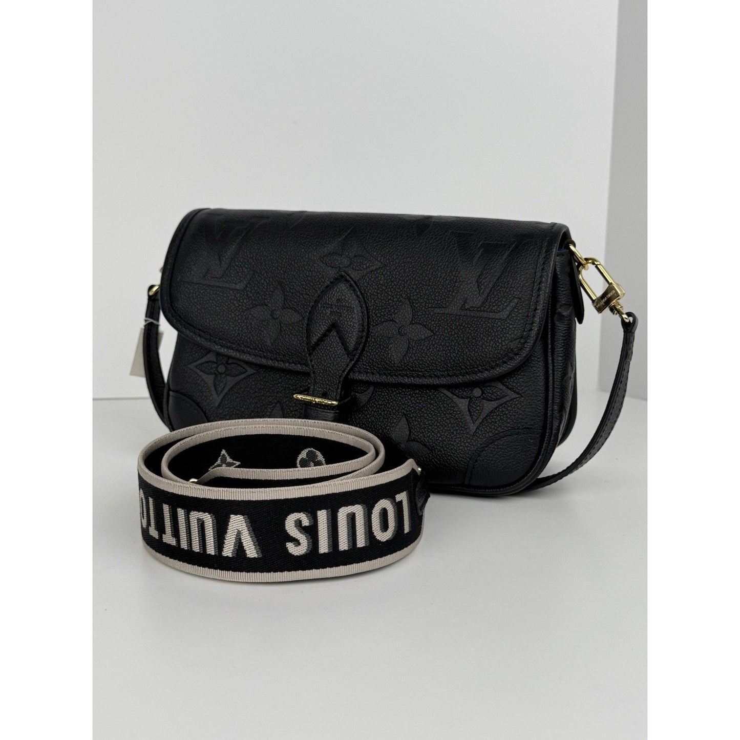 LOUIS VUITTON Empreinte Monogram Giant Diane Black Women’s Shoulder Bag