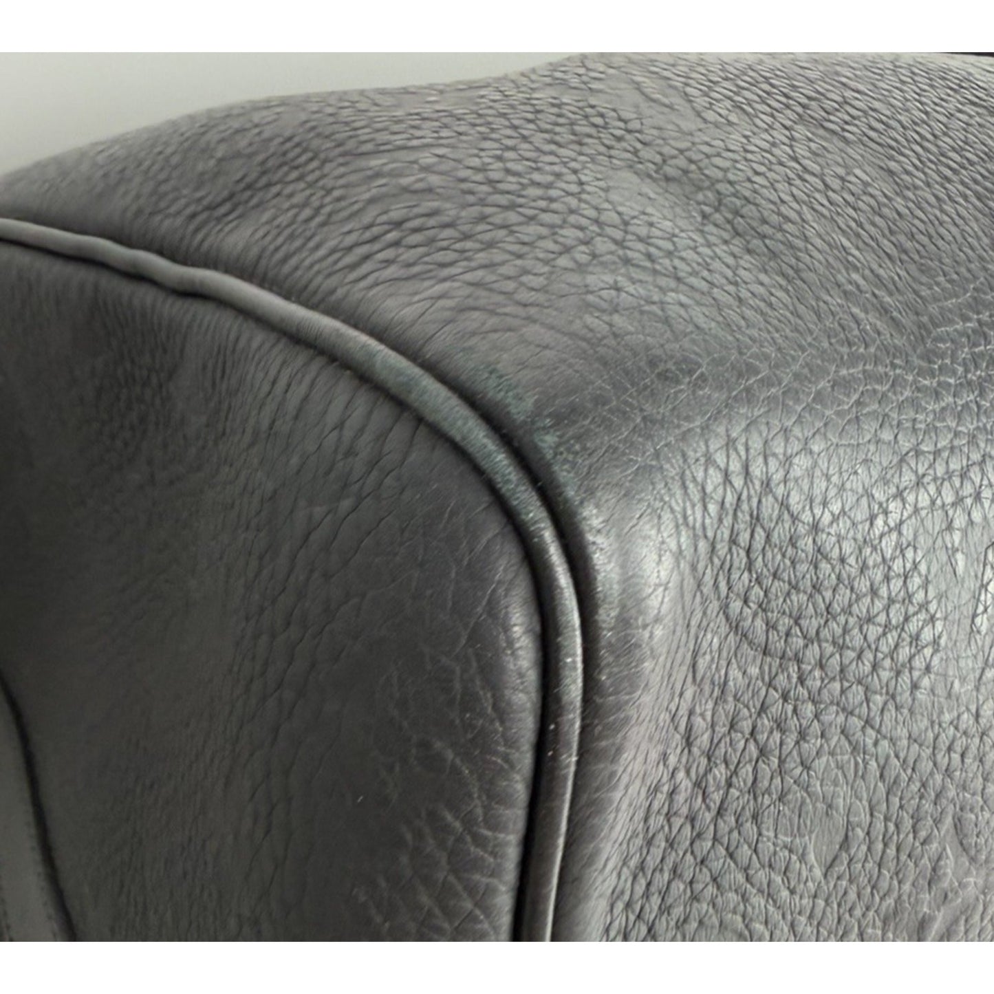 Louis Vuitton Keepall Bandouliere 50 Bag in Black Grained Leather NFC S